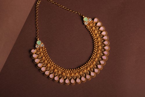 Antique gold necklace — Thrimurti Jewellers