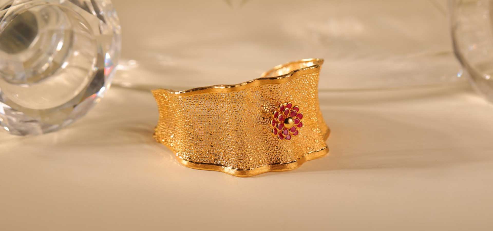 Bespoke customised gold jewellery — Thrimurti Jewellers